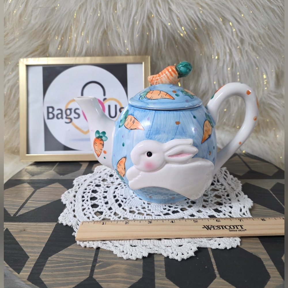 VINTAGE WCL BUNNY RABBIT CARROT EASTER HAN PAINTED TEAPOT EXCELLENT